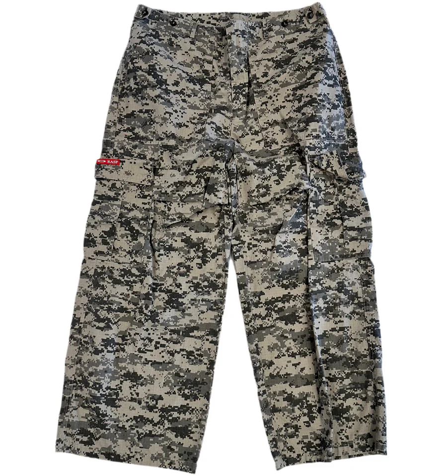 2A3AEDF4-3CEE-452C-9EC9-4406821D75C4_900x.webp Gv Gallery City Camo Pants - Image 1